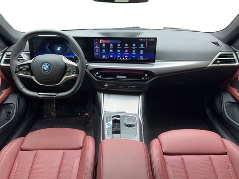 Used 2025 BMW i4 eDrive40 image 14