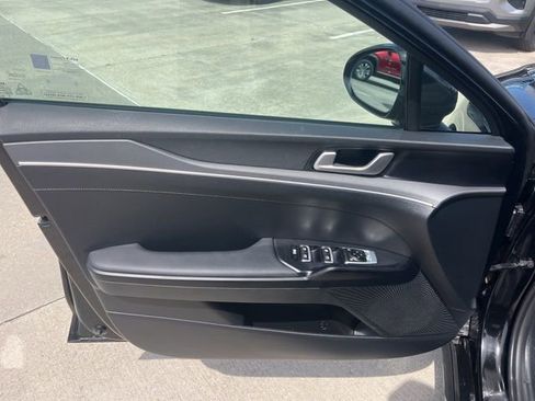 Used 2025 Kia K5 LXS FWD image 12