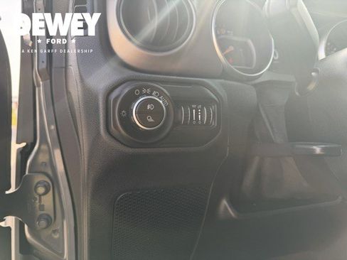 Used 2020 Jeep Gladiator Sport w/ Quick Order Package 24S AWD/4WD image 13
