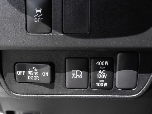 Used 2023 Toyota Tacoma TRD Off-Road w/ Technology Package RWD image 22