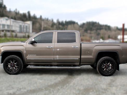 Used 2015 GMC Sierra 1500 SLT w/ SLT Crew Cab Value Package image 4