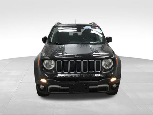 Used 2023 Jeep Renegade Latitude AWD/4WD image 3