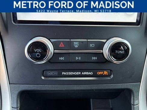 Certified 2024 Ford Edge SEL AWD/4WD image 18