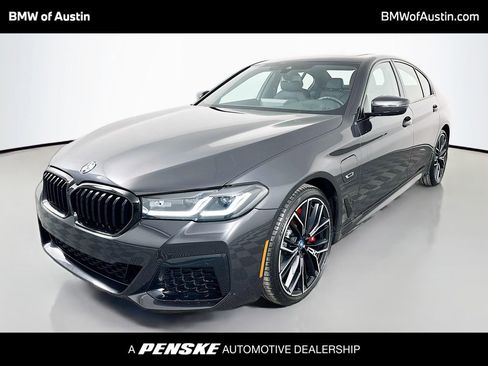 Certified 2023 BMW 530e xDrive w/ M Sport Package image 1