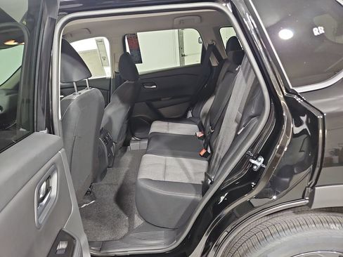 New 2026 Nissan Rogue SV AWD/4WD image 23