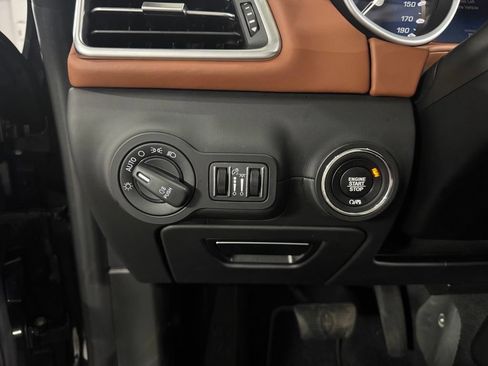 Used 2019 Maserati Ghibli S GranLusso AWD/4WD image 21