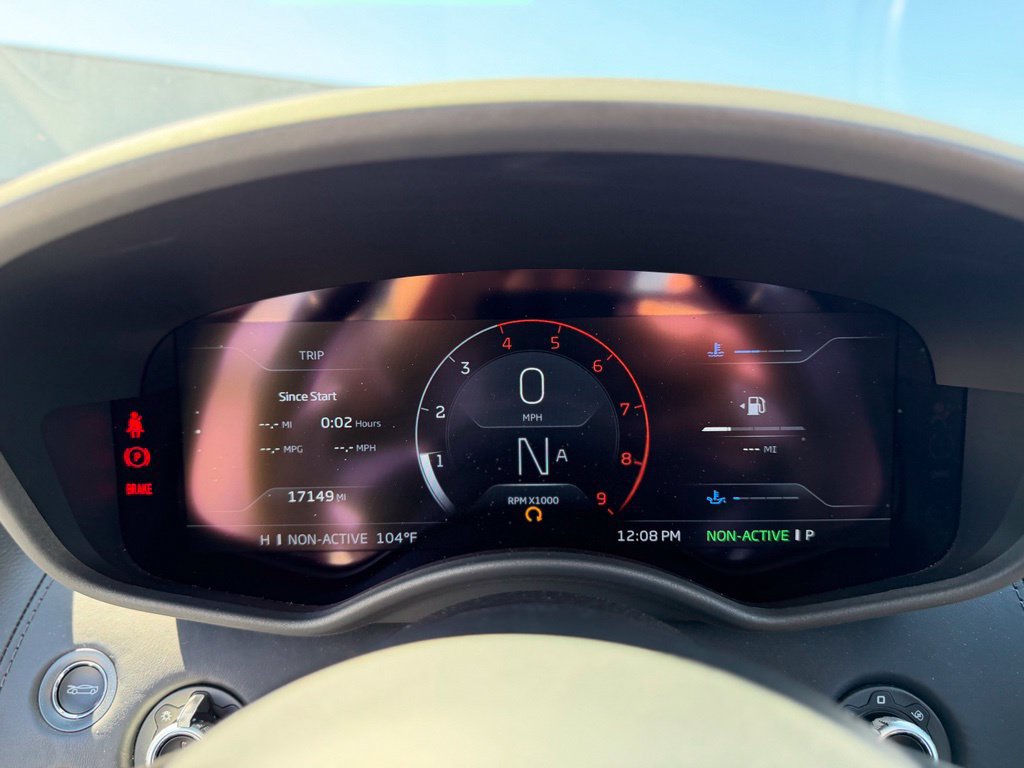 Used 2022 McLaren GT RWD image 12