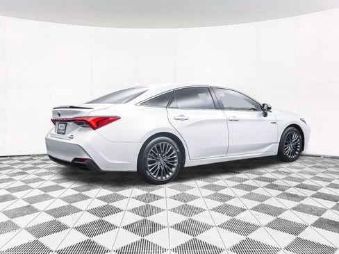 Used 2019 Toyota Avalon XSE w/ Carpet Mat Package image 14