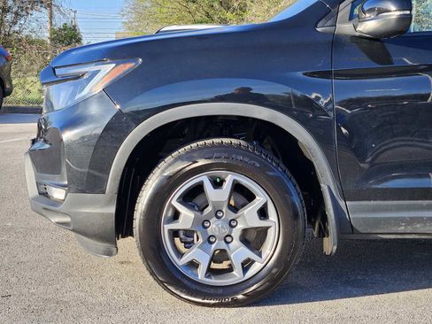 Used 2023 Honda Passport TrailSport image 8