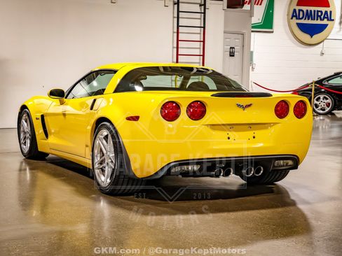 Used 2008 Chevrolet Corvette Z06 w/ Preferred Equipment Group RWD image 26
