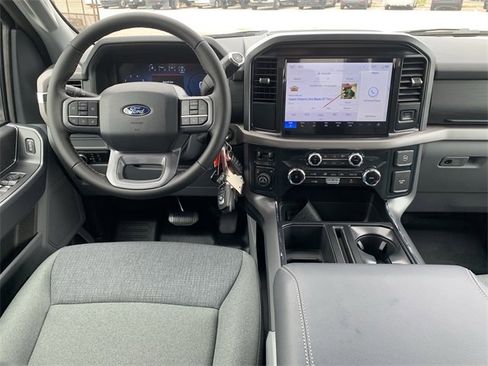 New 2025 Ford F150 XLT w/ Equipment Group 301A Standard image 15