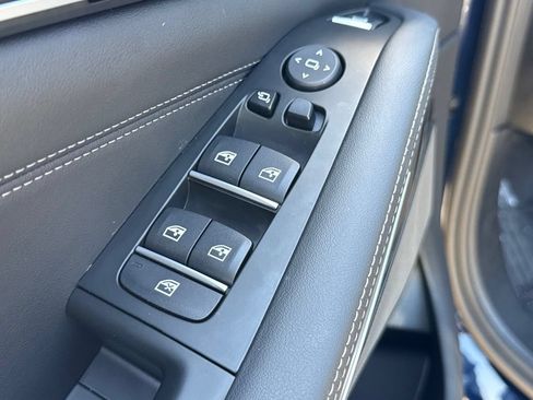 Used 2026 BMW X5 sDrive40i w/ M Sport Package RWD image 19