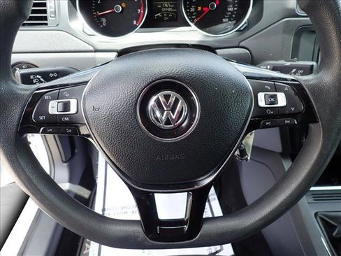 Used 2015 Volkswagen Jetta S FWD image 11
