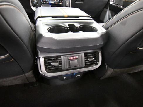 Used 2023 Ford F150 Platinum w/ FX4 Off-Road Package AWD/4WD image 17