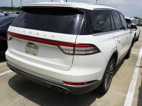 Used 2021 Lincoln Aviator Reserve w/ Equipment Group 201A RWD image 4