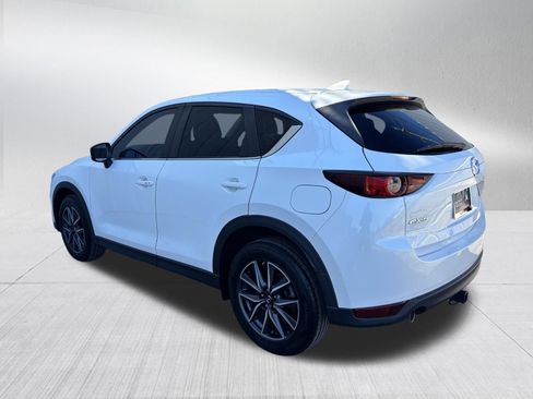 Used 2018 MAZDA CX-5 Touring w/ Preferred Equipment Package image 5