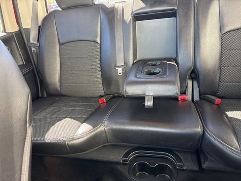 Used 2018 RAM 1500 Sport image 30