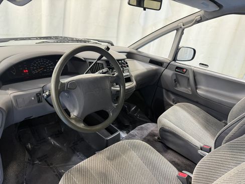 Used 1995 Toyota Previa DX image 22