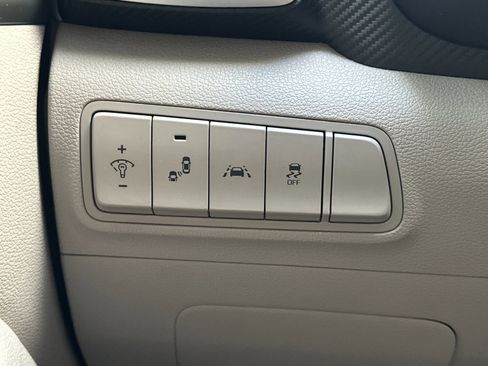 Used 2020 Hyundai Tucson Value w/ Cargo Package image 26