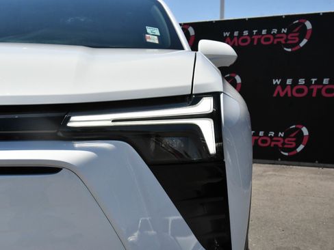 Used 2024 Chevrolet Blazer EV LT AWD/4WD image 11