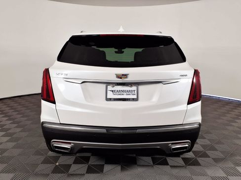 Used 2021 Cadillac XT5 Premium Luxury FWD image 5