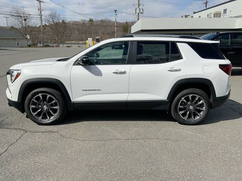 New 2026 GMC Terrain Elevation w/ Elevation Premium Package AWD/4WD image 36