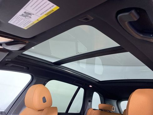 New 2026 BMW X5 xDrive50e image 18