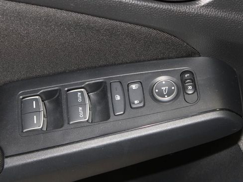 Used 2025 Honda Civic Sport image 9