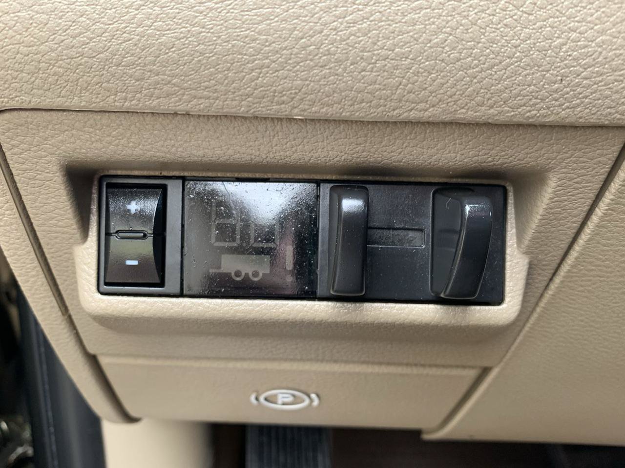 Used 2011 RAM 3500 Laramie Longhorn w/ Protection Group AWD/4WD image 39