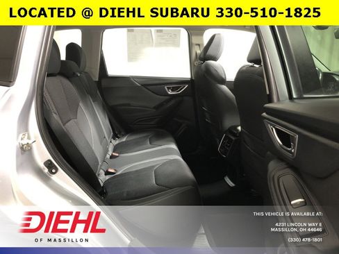 Used 2020 Subaru Forester Premium image 11