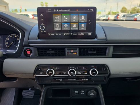 Certified 2025 Honda Pilot EX-L image 16