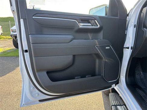 New 2026 GMC Sierra 1500 SLT w/ SLT Premium Plus Package image 19