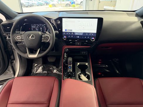 Used 2024 Lexus NX 350 AWD image 11