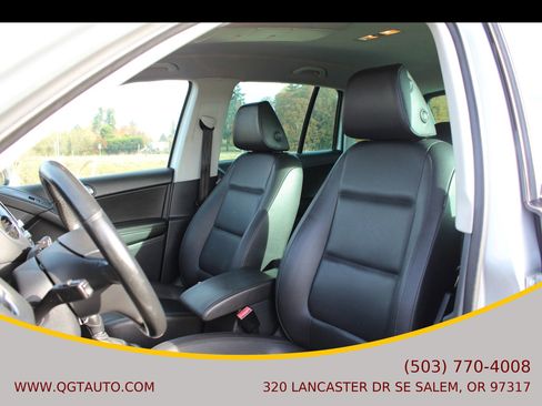 Used 2013 Volkswagen Tiguan SE image 11