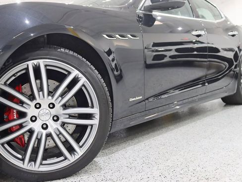 Used 2019 Maserati Ghibli S GranLusso image 4