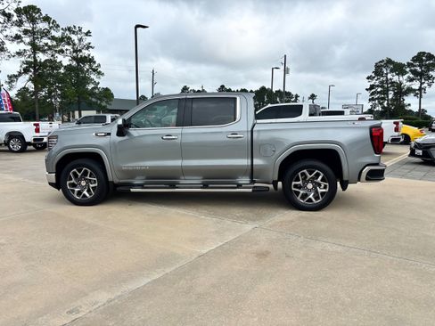 Used 2023 GMC Sierra 1500 SLT w/ SLT Premium Plus Package image 8