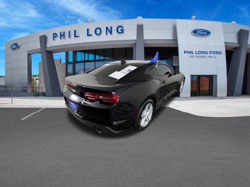 Used 2024 Chevrolet Camaro LT RWD image 5