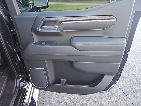 New 2026 GMC Sierra 1500 SLT w/ SLT Premium Package image 25