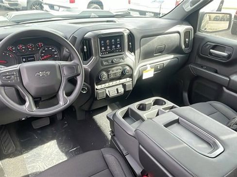 New 2026 Chevrolet Silverado 1500 Custom Trail Boss w/ LPO, Dark Essentials Package image 17