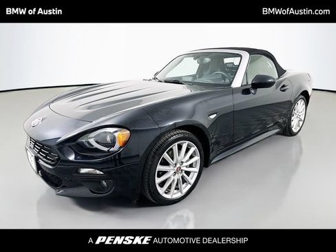 Used 2017 FIAT 124 Spider Lusso RWD image 1