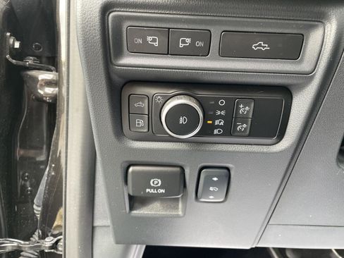 Used 2024 Ford F150 Lariat w/ Equipment Group 502A High AWD/4WD image 16