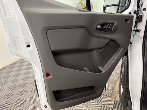 New 2026 Ford Transit 250 148 Medium Roof RWD image 16