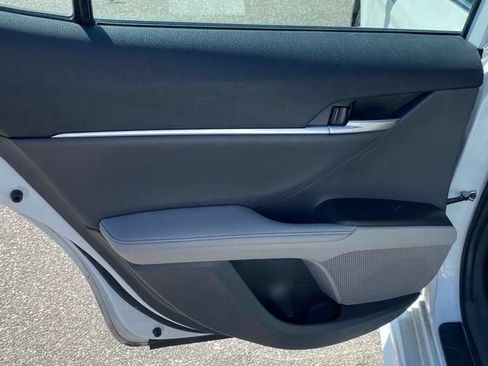 Used 2023 Toyota Camry XSE FWD image 16