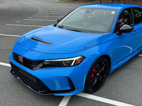 Used 2025 Honda Civic Type R image 18