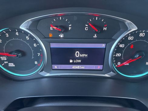 Used 2021 Chevrolet Traverse LT image 26