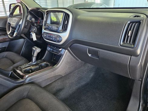Used 2015 GMC Canyon SLE w/ Nightfall Edition RWD image 29