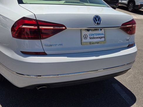 Used 2017 Volkswagen Passat 1.8T SE FWD image 6