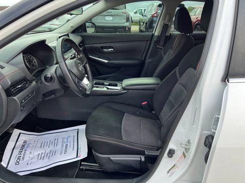 Used 2021 Nissan Sentra SR FWD image 13