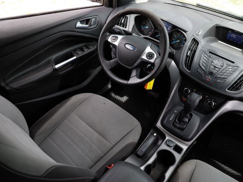 Used 2015 Ford Escape SE FWD image 18
