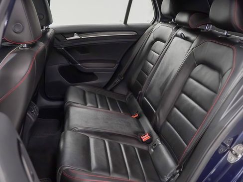 Used 2016 Volkswagen GTI SE image 16